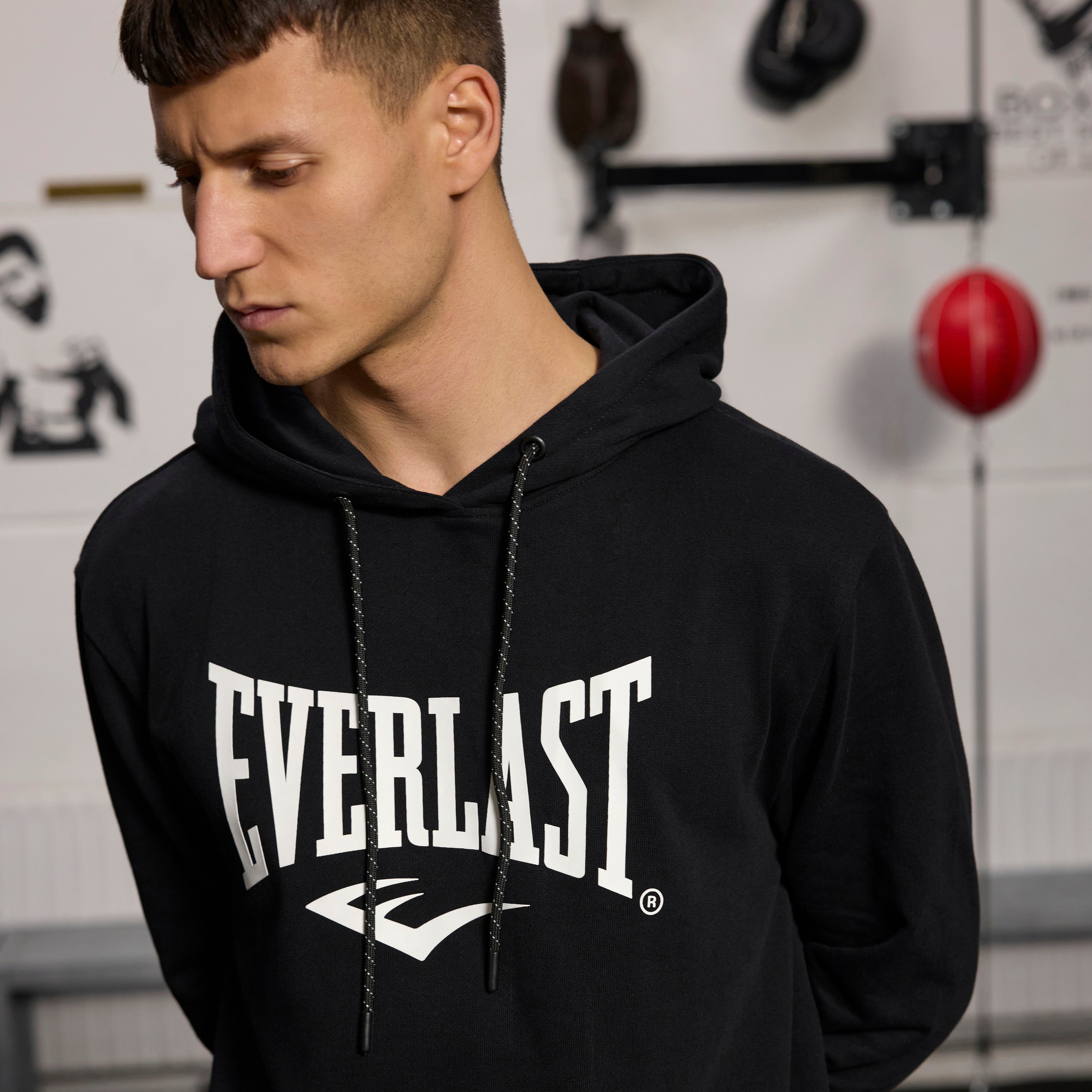 Everlast while Iconic Maximized Logo Sweat Hoodie